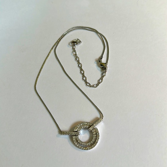 EUC Silver Necklace with Crystal Pendant and extender chain - Picture 2 of 8